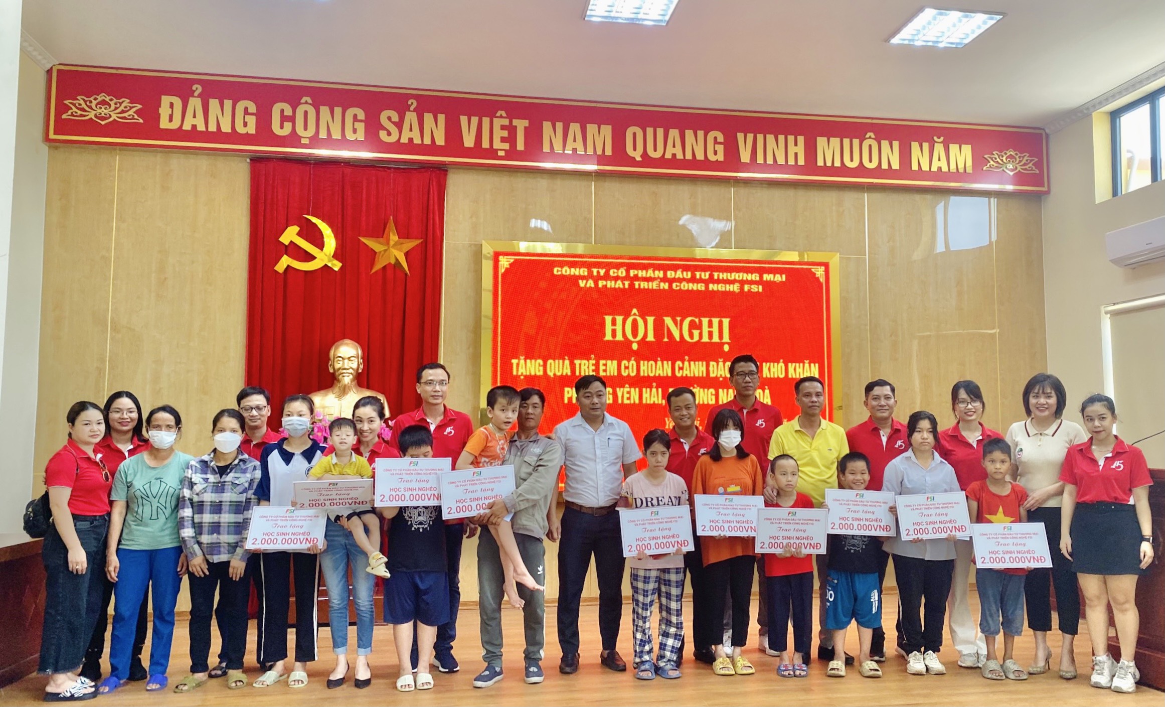  Trung tâm Công tác xã hội kết nối vận động nguồn lực hỗ trợ đối tượng trong hoạt động quản lý trường hợp tại thị xã Quảng Yên năm 2022