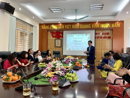  Gặp mặt nữ viên chức, người lao động của Trung tâm nhân dịp kỷ niệm ngày Quốc tế Phụ nữ 08/3